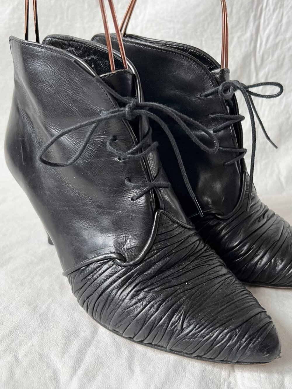 y2k Via Spiga booties black leather high heel pointed toe womens 7.5 retro